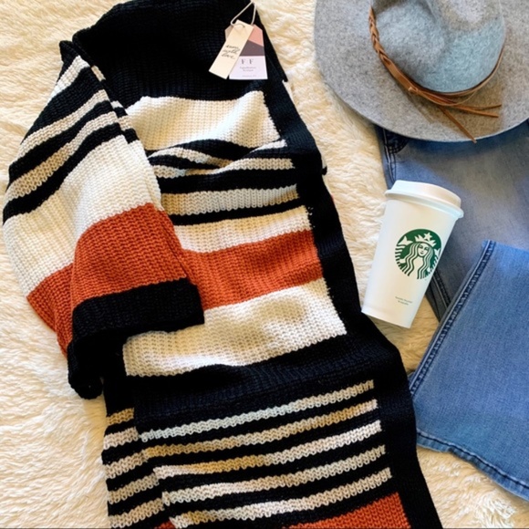 NWOT Cozy Cardigan Sweater - Picture 5 of 5